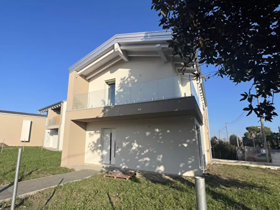 Immagine 8 di Casa indipendente in vendita  a Pozzonovo