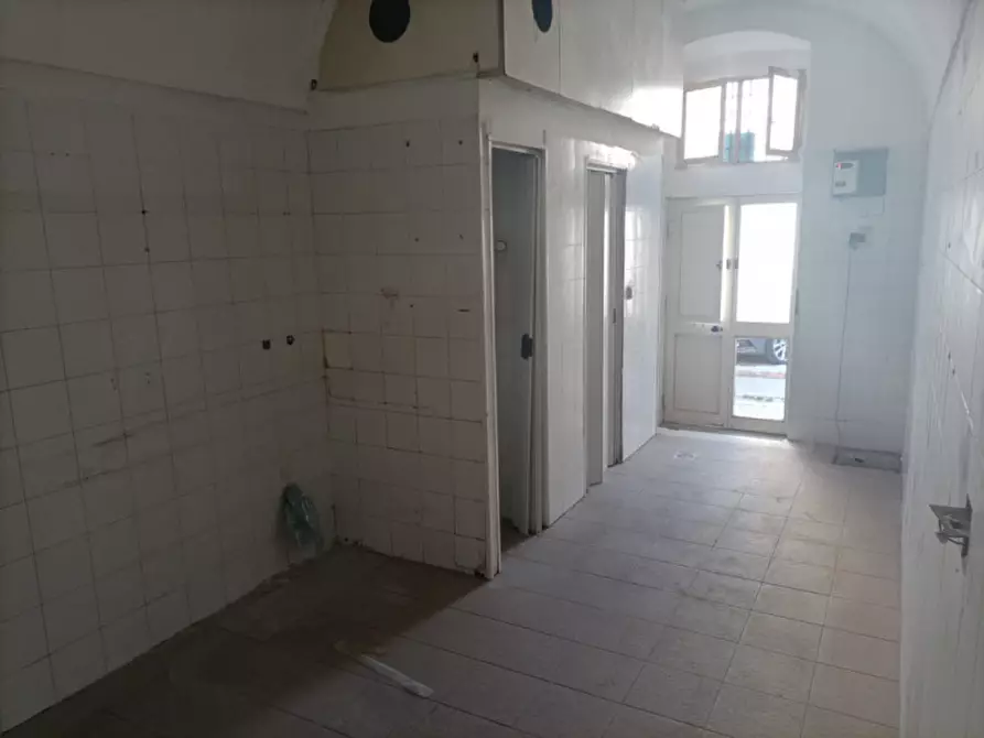 Immagine 4 di Negozio in vendita  in Corso Vittorio Emanuele 7 a Modica