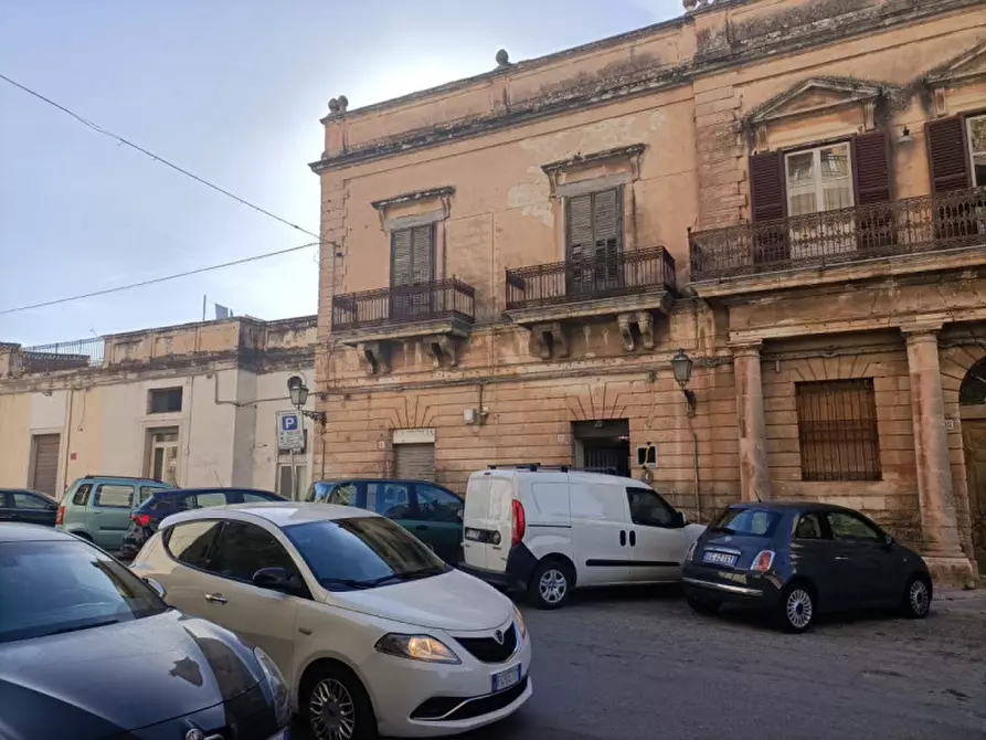 Immagine 10 di Negozio in vendita  in Corso Vittorio Emanuele 7 a Modica