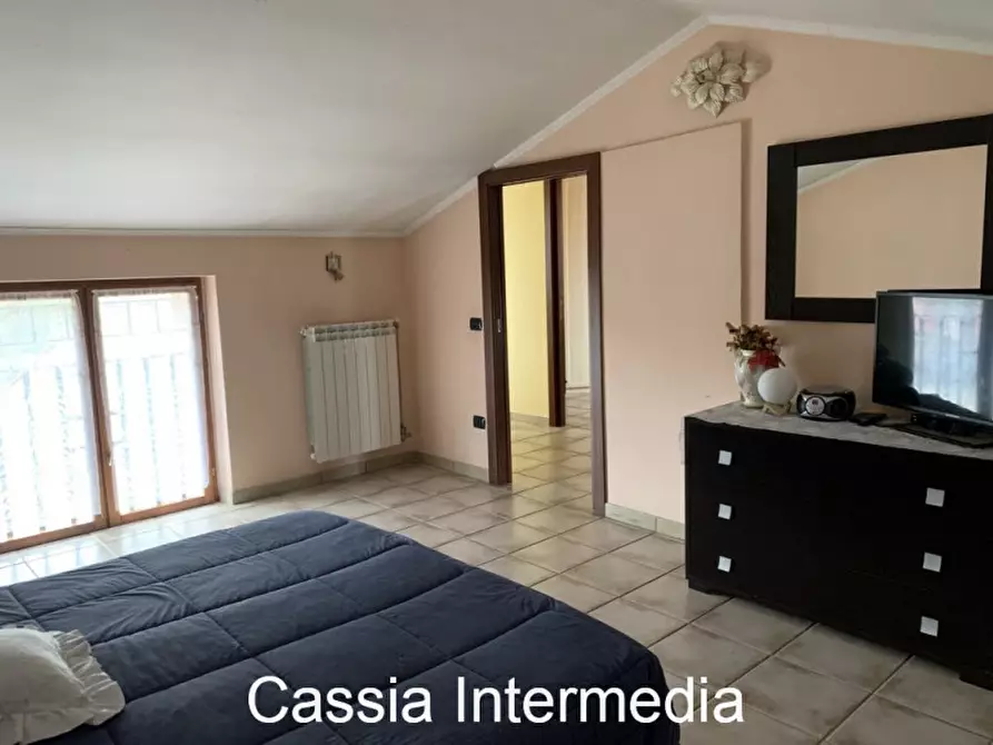 Immagine 39 di Villa in vendita  in Via Castel di Stroppa a Castel Sant'elia