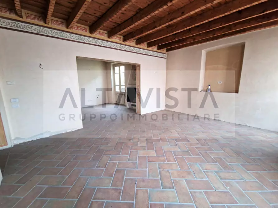 Immagine 4 di Palazzo in vendita  in Brescia via Puccini a Brescia