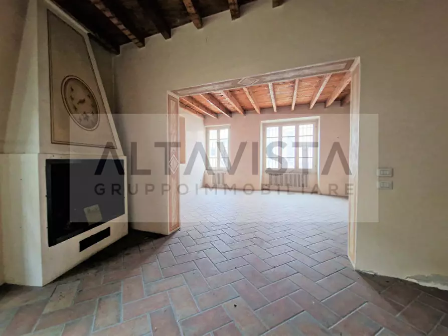 Immagine 6 di Palazzo in vendita  in Brescia via Puccini a Brescia