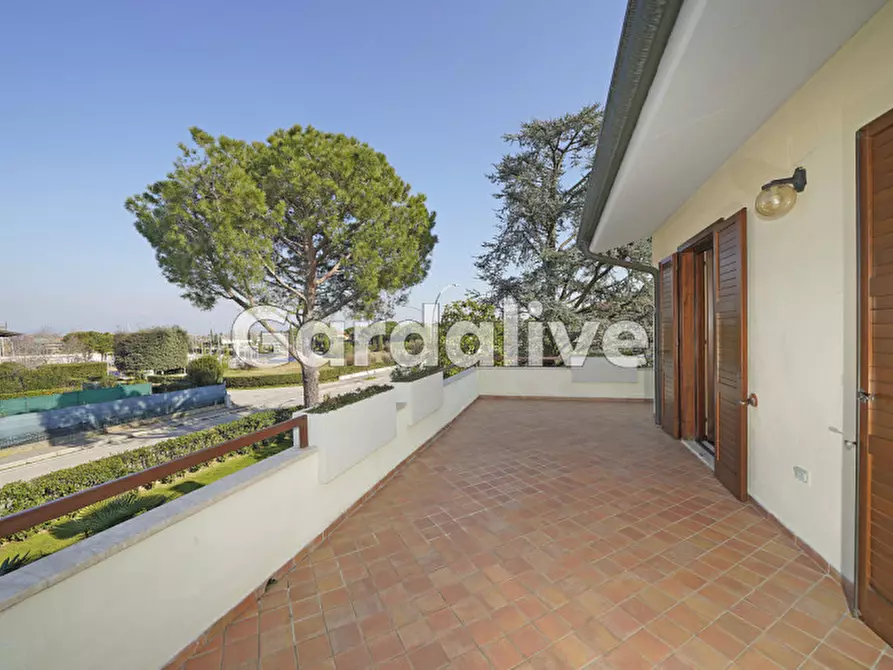 Immagine 28 di Villa in vendita  a Sirmione