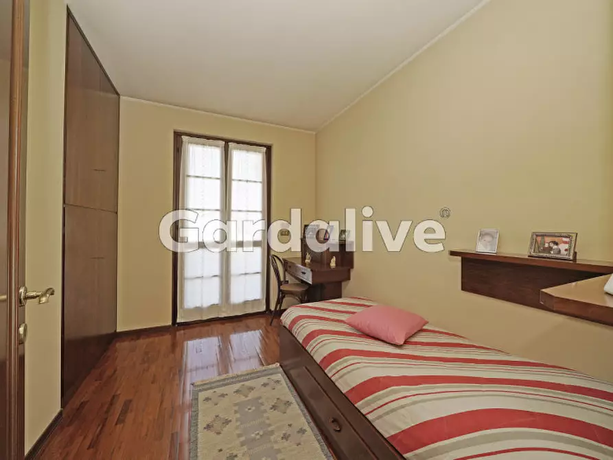 Immagine 32 di Villa in vendita  a Sirmione