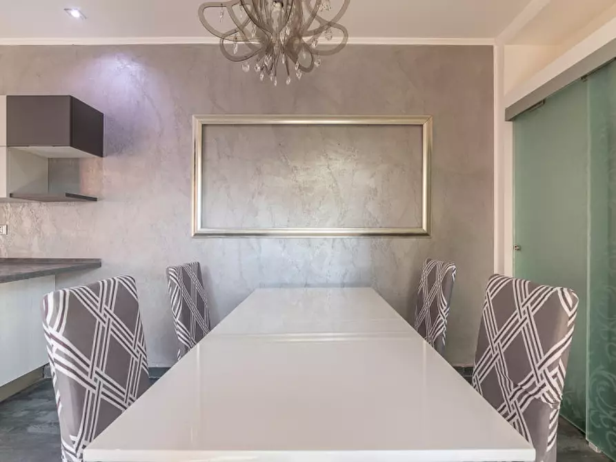 Immagine 8 di Appartamento in vendita  in Via Genova 15 a Savona