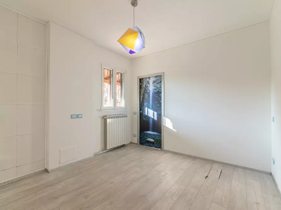 Immagine 26 di Appartamento in vendita  in Via Genova 15 a Savona