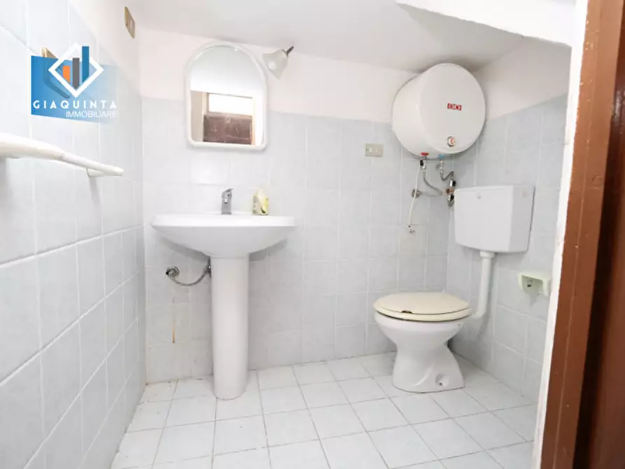 Immagine 20 di Casa indipendente in vendita  in via Trento n.35 a Palagonia