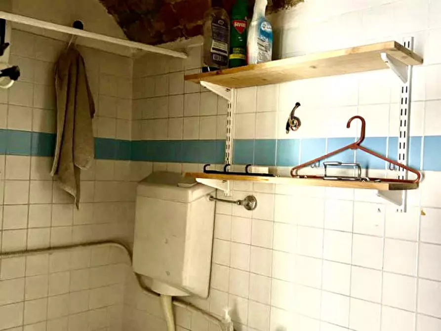 Immagine 7 di Negozio in affitto  in Via Boccalerie a Padova