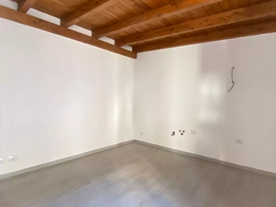 Immagine 14 di Casa indipendente in vendita  in VIALE EUROPA a Villabate