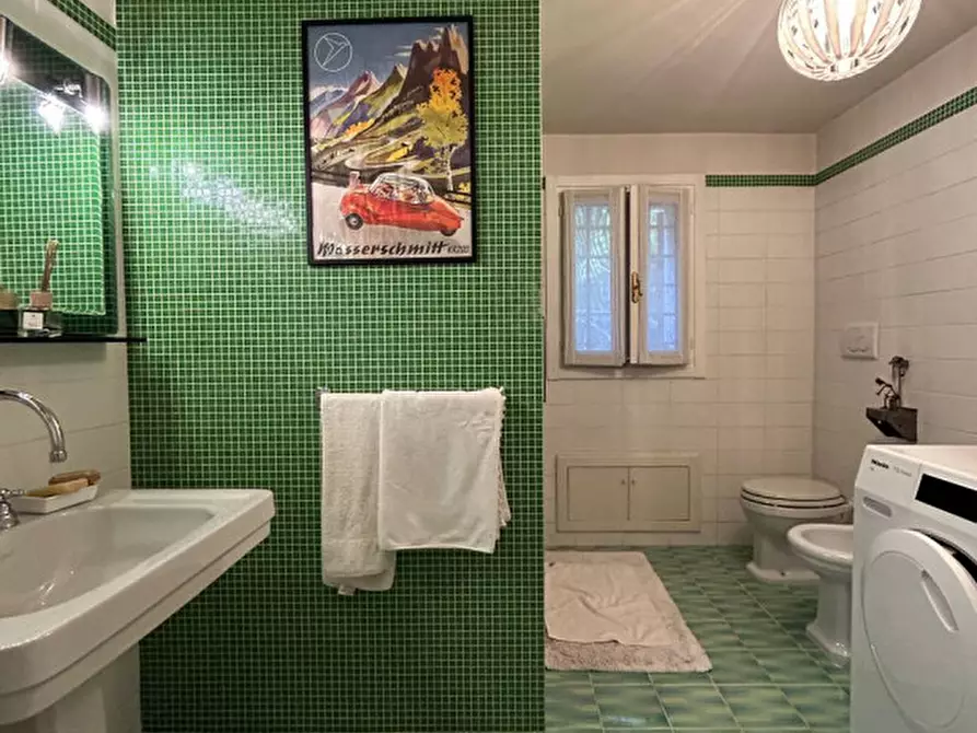 Immagine 28 di Villa in vendita  in via palazzina a Rovolon