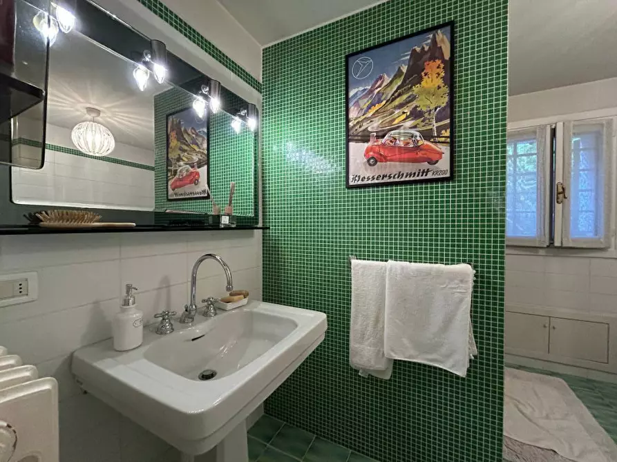 Immagine 30 di Villa in vendita  in via palazzina a Rovolon