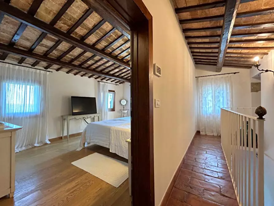 Immagine 31 di Villa in vendita  in via palazzina a Rovolon
