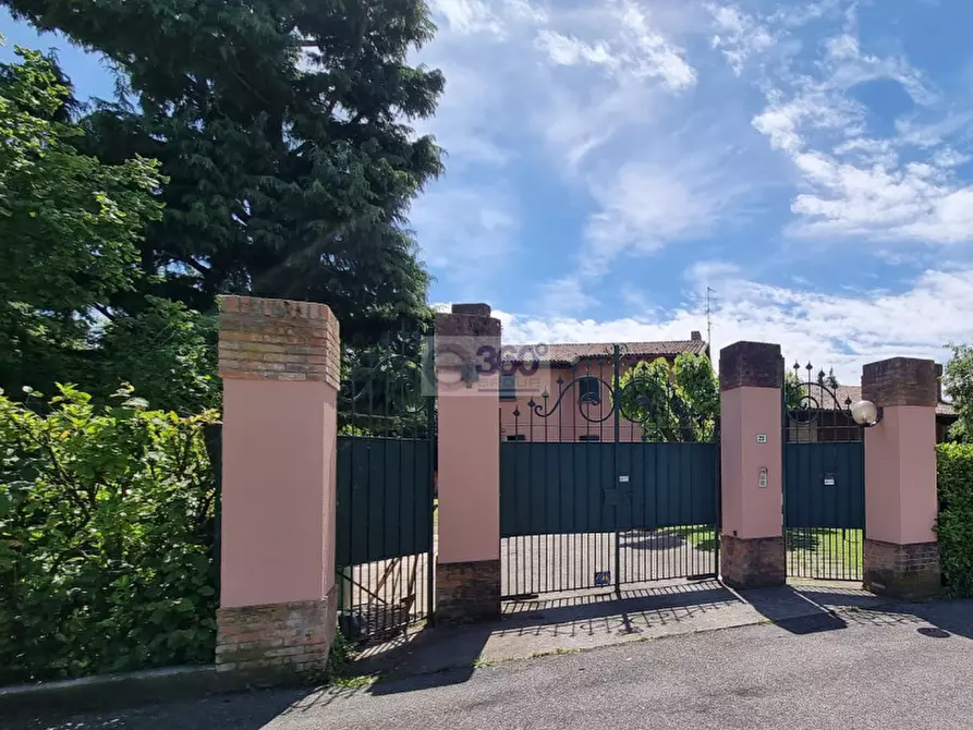 Immagine 24 di Casa bifamiliare in vendita  in Via Fermi a Passirano