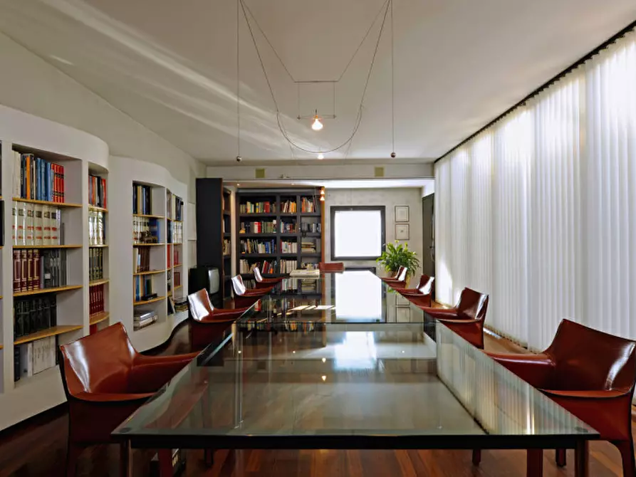 Immagine 3 di Ufficio in vendita  in via sestan a Trento