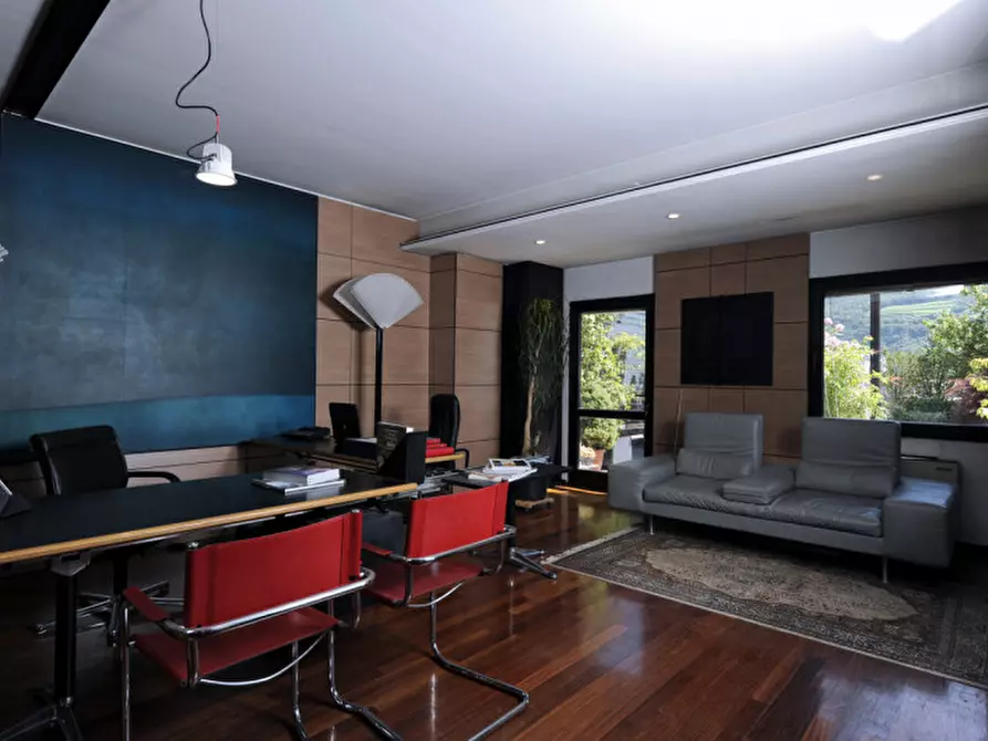 Immagine 21 di Ufficio in vendita  in via sestan a Trento