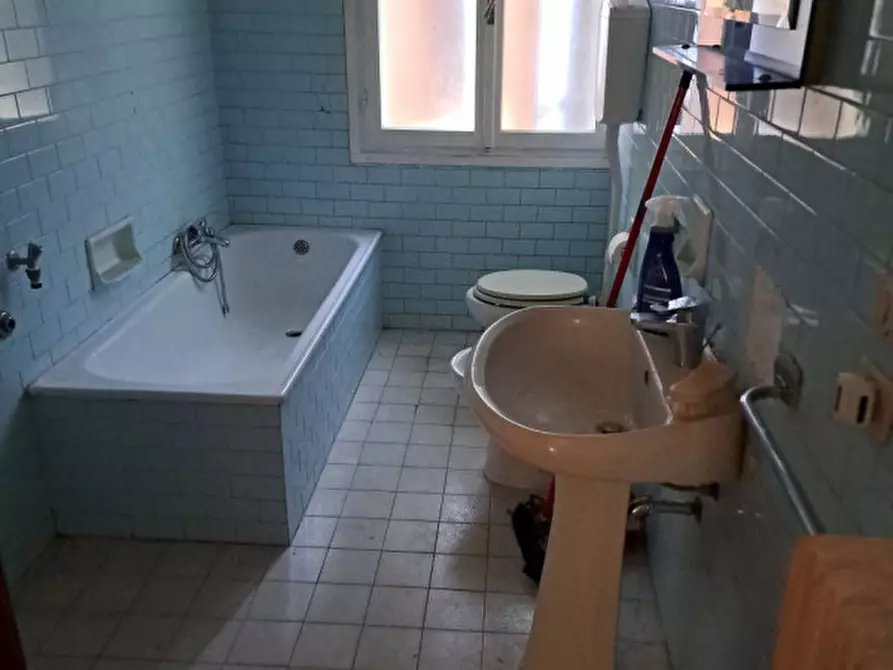 Immagine 11 di Appartamento in vendita  in Viale Fusinato, a Vicenza
