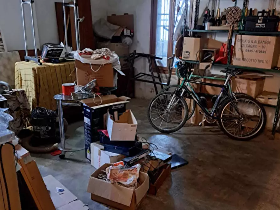 Immagine 12 di Appartamento in vendita  in Viale Fusinato, a Vicenza