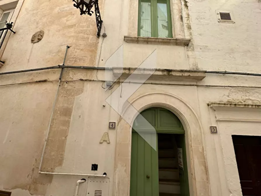 Immagine 1 di Casa indipendente in vendita  in Vico Secondo La Sanfelice a Martina Franca