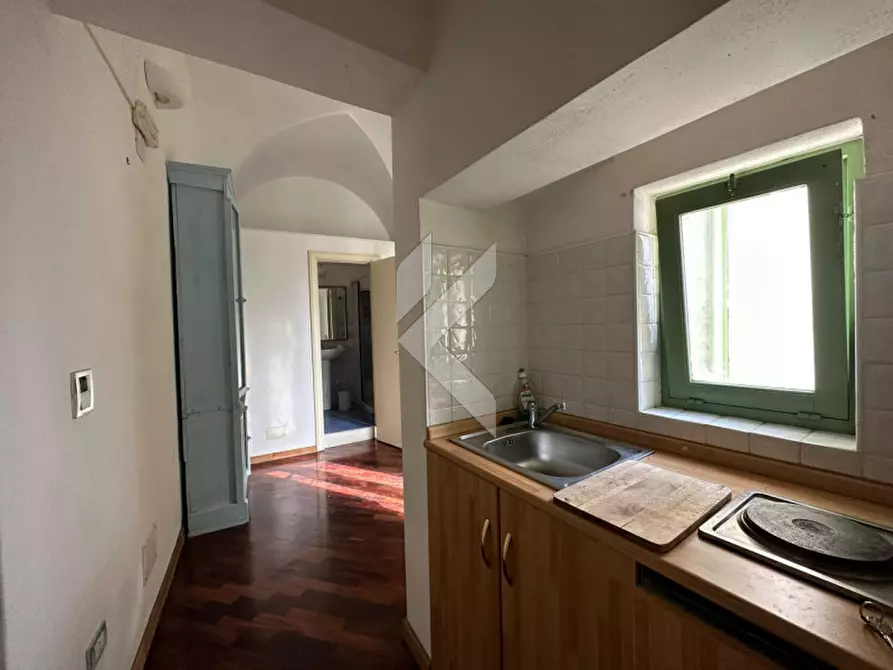 Immagine 4 di Casa indipendente in vendita  in Vico Secondo La Sanfelice a Martina Franca