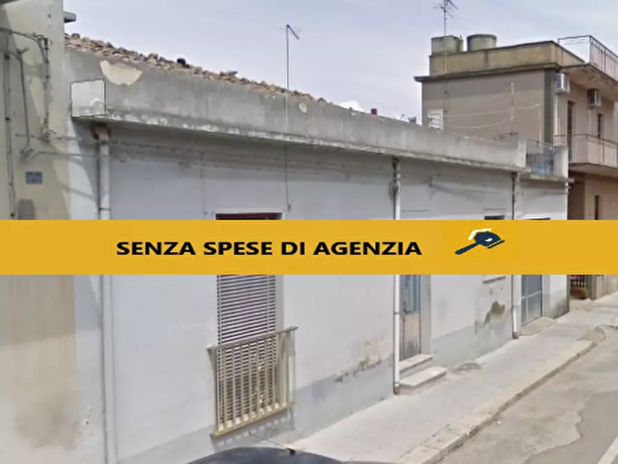 Immagine 1 di Casa indipendente in vendita  in Via Ferma, 13 a Mazzarrone