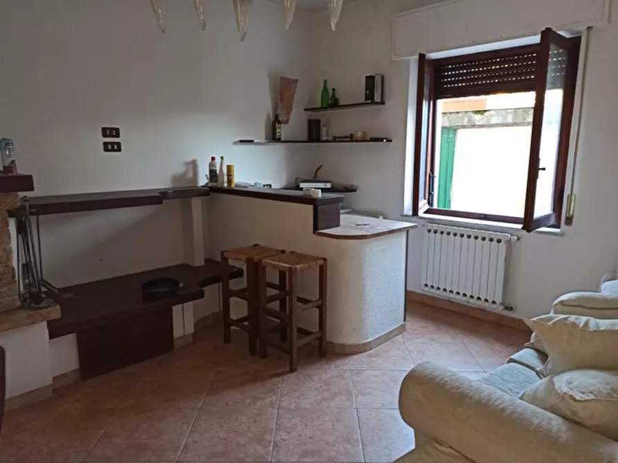Immagine 3 di Casa indipendente in vendita  in chiusi a Chiusi