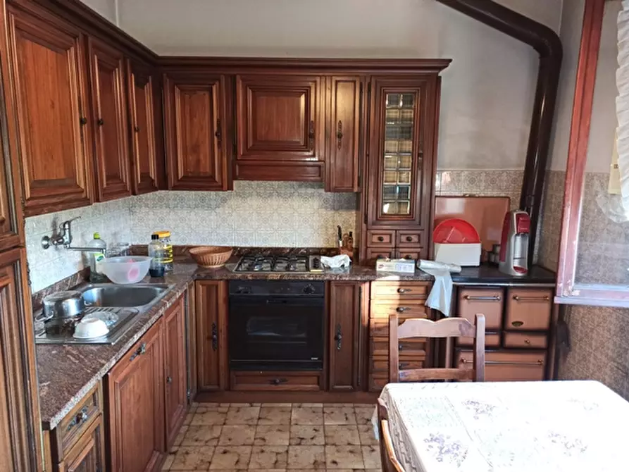 Immagine 8 di Casa indipendente in vendita  in chiusi a Chiusi