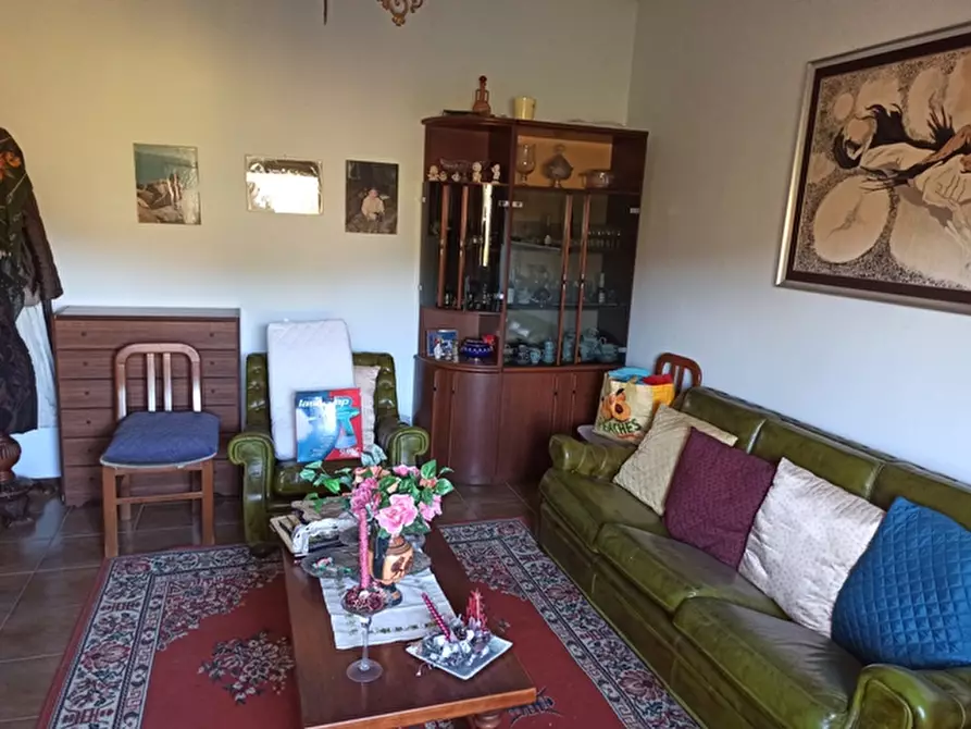 Immagine 10 di Casa indipendente in vendita  in chiusi a Chiusi