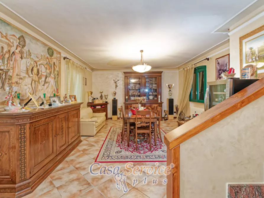 Immagine 4 di Villa in vendita  in Contrada Viva a Cutrofiano