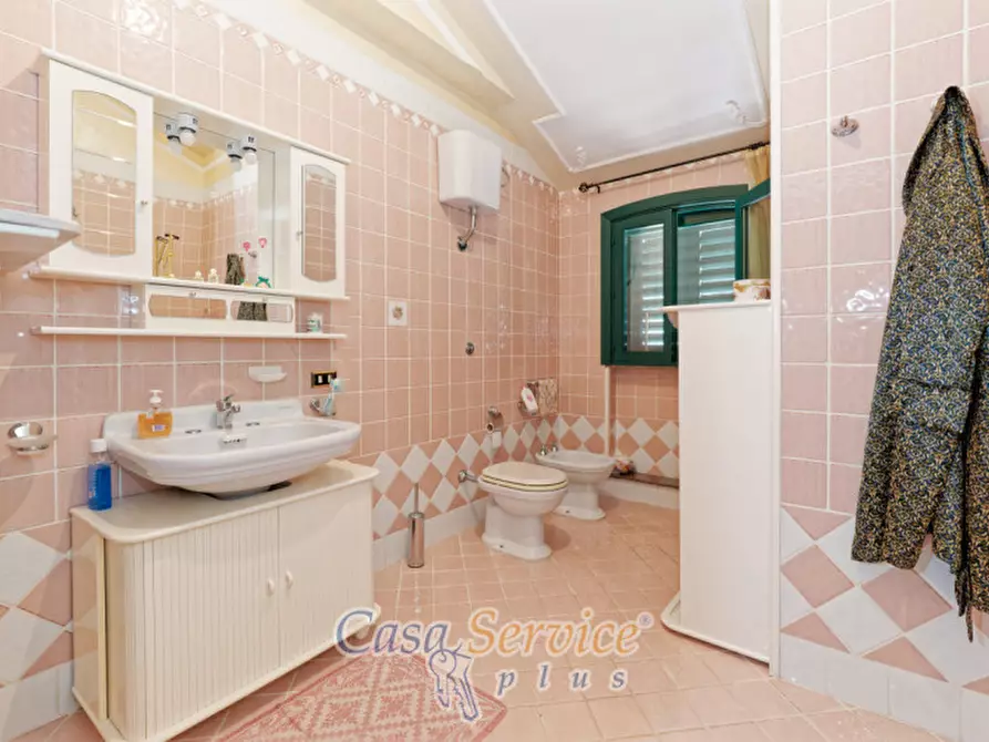 Immagine 12 di Villa in vendita  in Contrada Viva a Cutrofiano