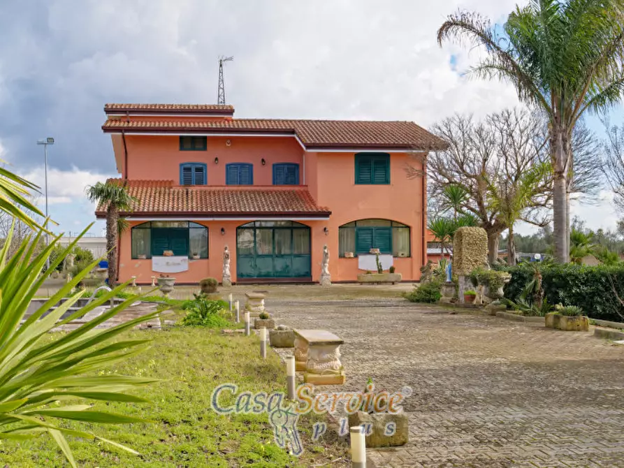 Immagine 28 di Villa in vendita  in Contrada Viva a Cutrofiano