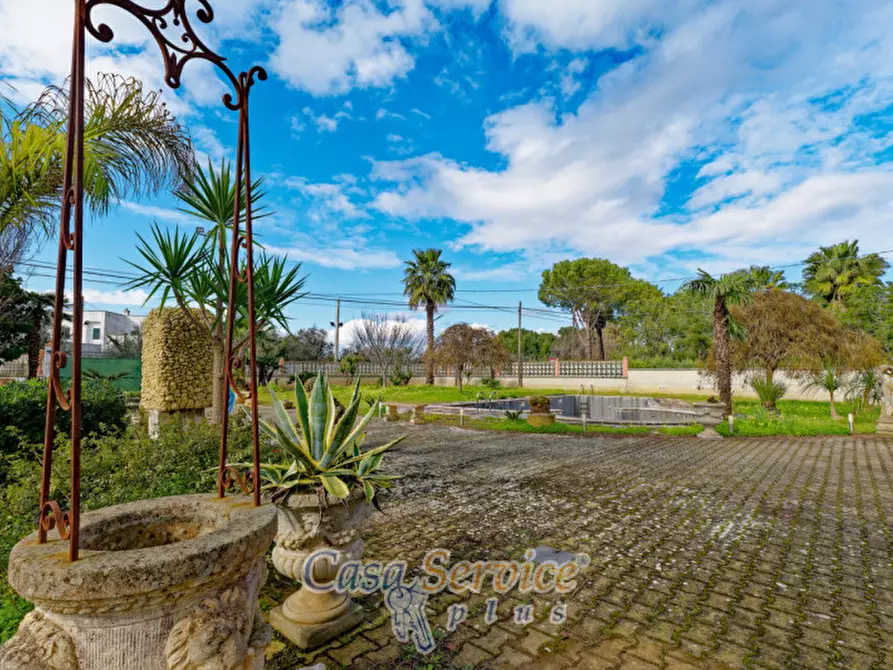 Immagine 31 di Villa in vendita  in Contrada Viva a Cutrofiano