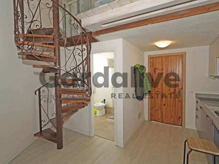 Immagine 8 di Appartamento in vendita  in Viale Catullo a Manerba Del Garda