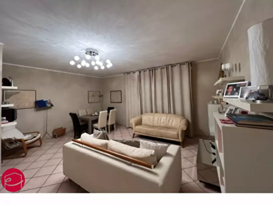 Immagine 11 di Villa in vendita  a Savignano Sul Rubicone