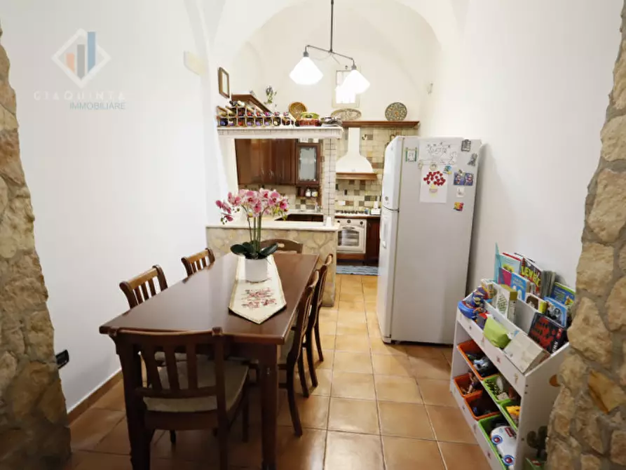 Immagine 9 di Casa indipendente in vendita  in Via Amedeo Duca d'Aosta a Palagonia