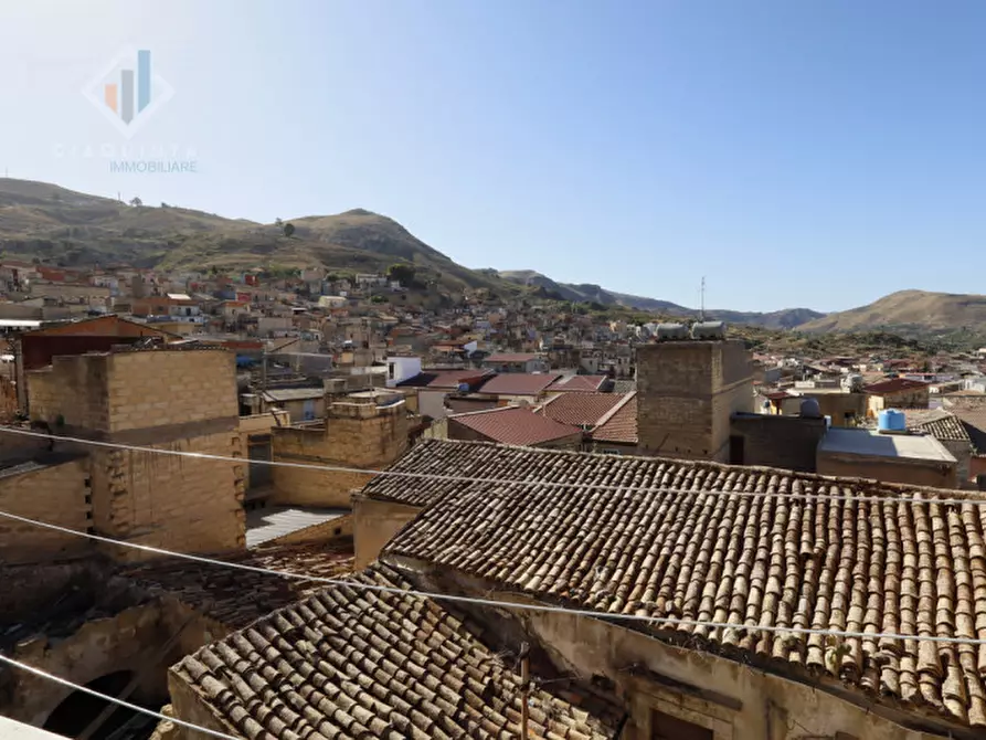 Immagine 11 di Casa indipendente in vendita  in Via Amedeo Duca d'Aosta a Palagonia