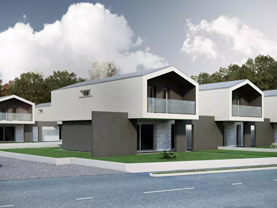 Immagine 1 di Casa trifamiliare in vendita  a Camponogara