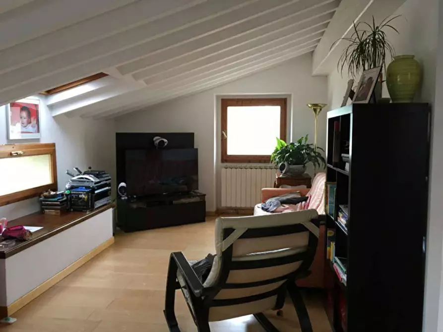 Immagine 13 di Villa in vendita  in PIAN DEI GIULLARI a Firenze