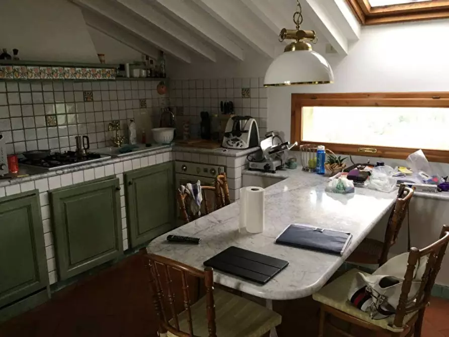 Immagine 17 di Villa in vendita  in PIAN DEI GIULLARI a Firenze