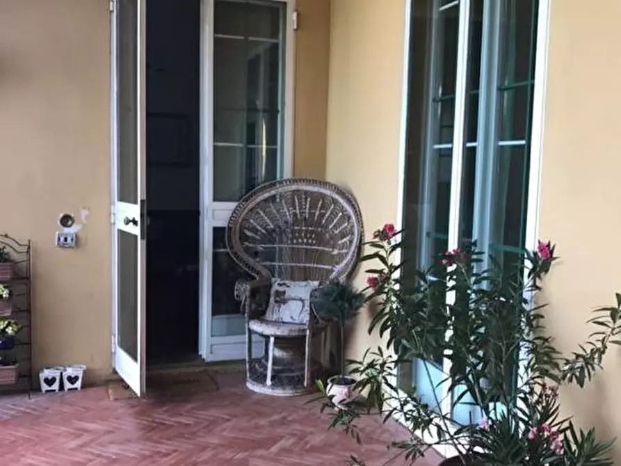 Immagine 20 di Villa in vendita  in PIAN DEI GIULLARI a Firenze