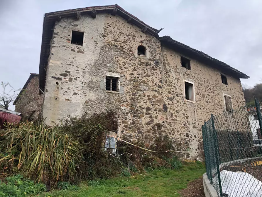 Immagine 8 di Rustico / casale in vendita  in Via Roccoberton a Cornedo Vicentino