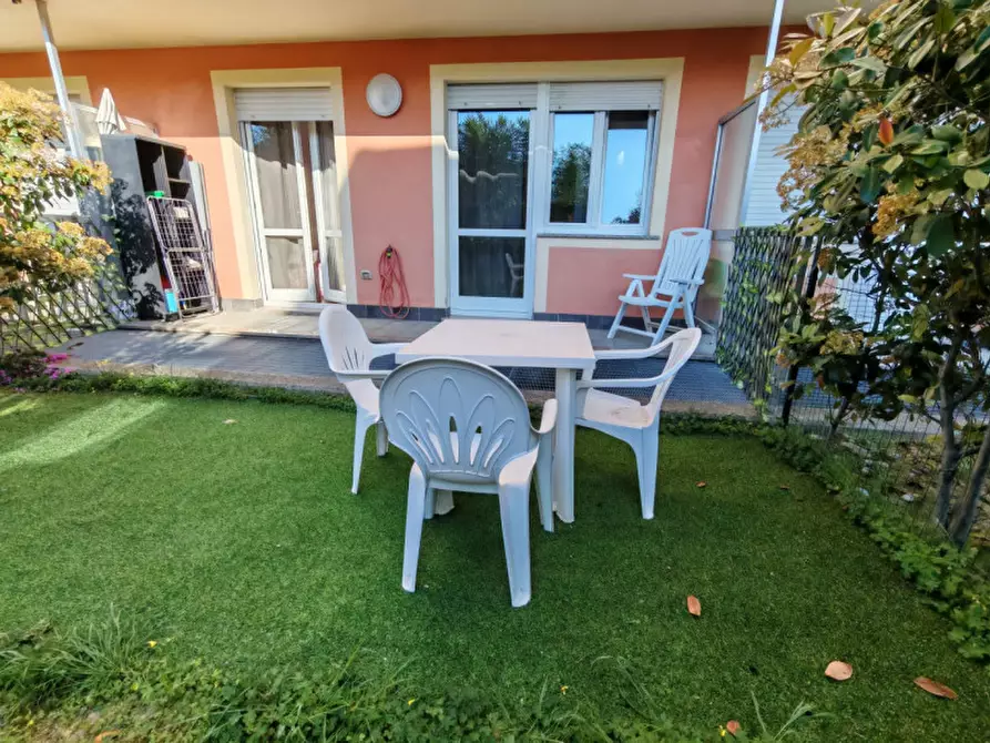 Immagine 1 di Appartamento in vendita  in via degli amici a Bordighera