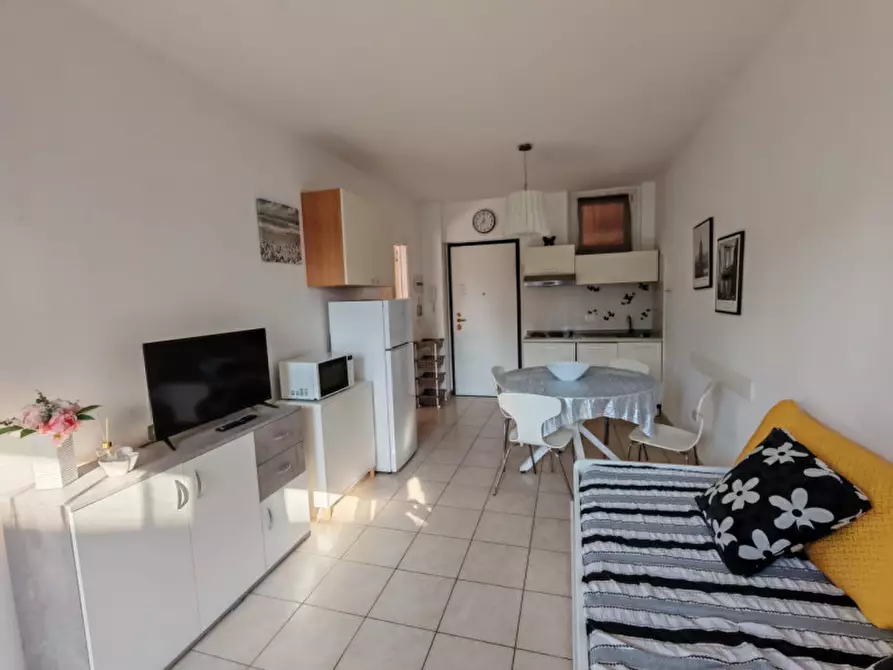 Immagine 3 di Appartamento in vendita  in via degli amici a Bordighera