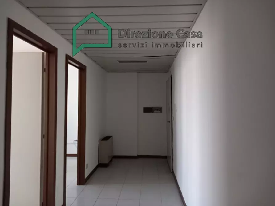 Immagine 7 di Ufficio in vendita  in CENTRO DIREZIONALE ISOLA A/7 a Napoli