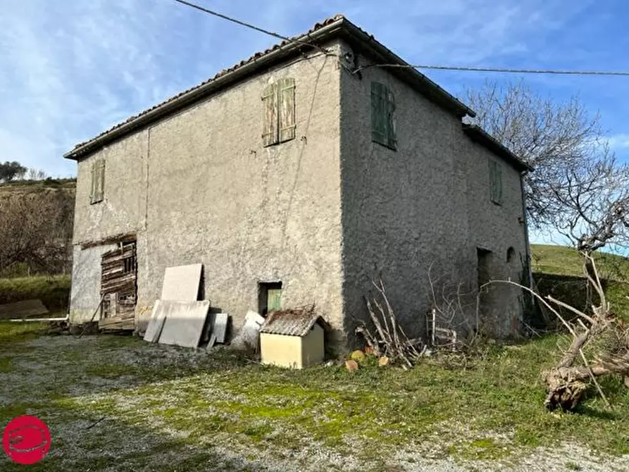 Immagine 1 di Rustico / casale in vendita  a Borghi