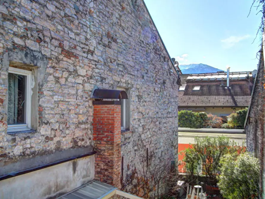 Immagine 30 di Palazzo in vendita  in Via Oriola a Trento