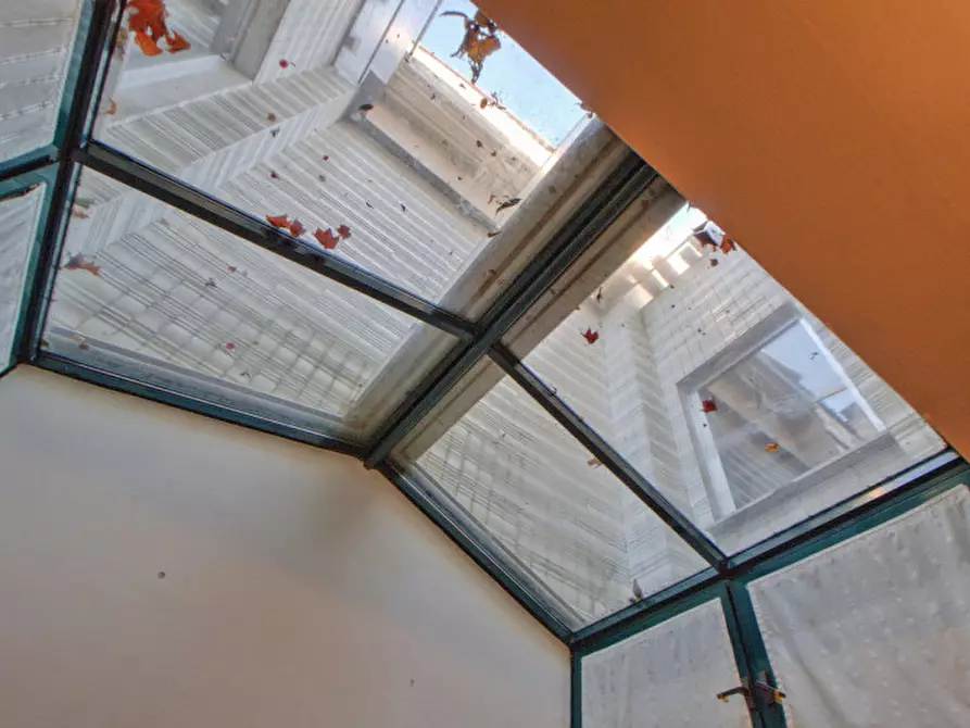 Immagine 36 di Palazzo in vendita  in Via Oriola a Trento