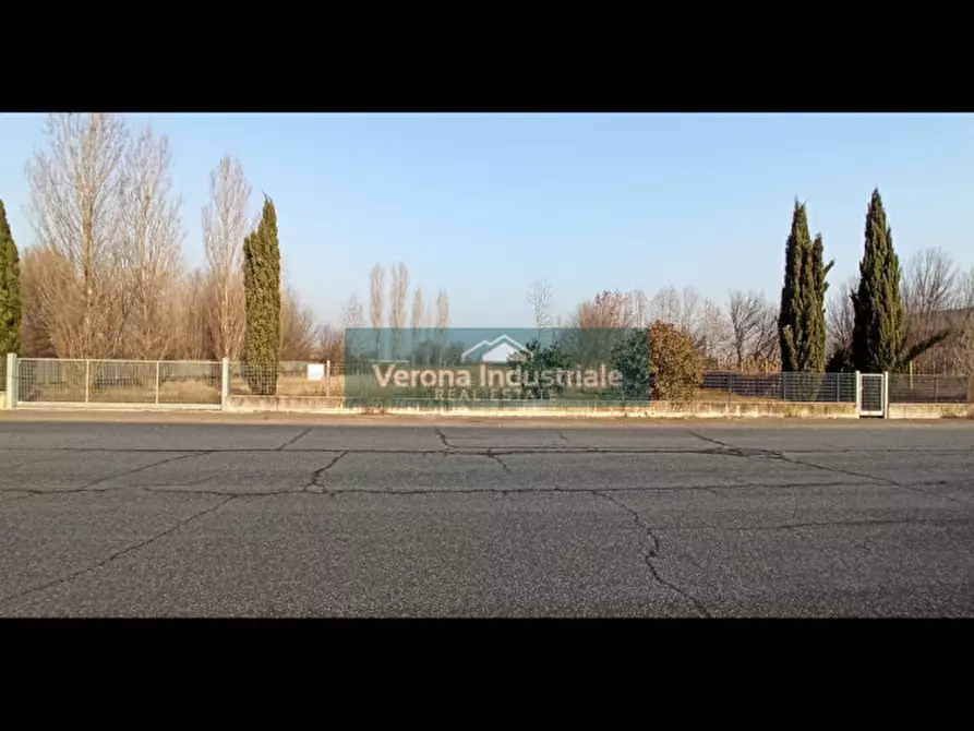 Immagine 2 di Terreno in vendita  in via della libertà a Erbé