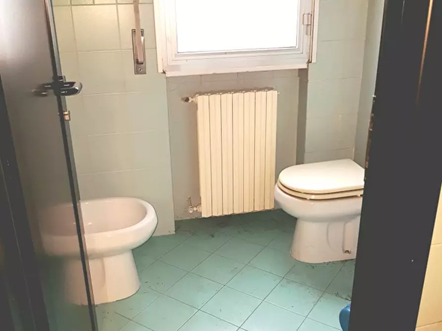 Immagine 8 di Ufficio in vendita  in Viale Dell industria a Padova