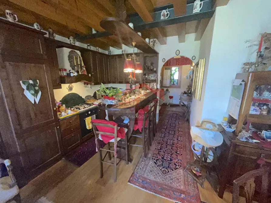 Immagine 23 di Villa in vendita  a Roana