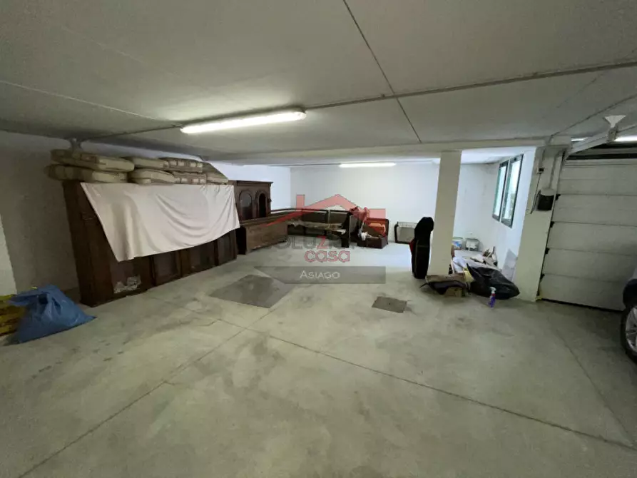 Immagine 31 di Villa in vendita  a Roana